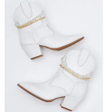 Ciocate dama Piele Naturala Albe bizonat accesorizate cu lant perle Sisa