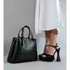Geanta medie dama Piele Naturala neagra Doria