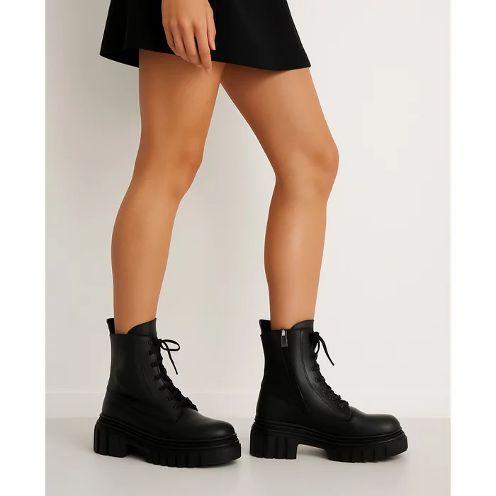 Ghete  de dama din Piele Naturala Negre Delta picture - 2