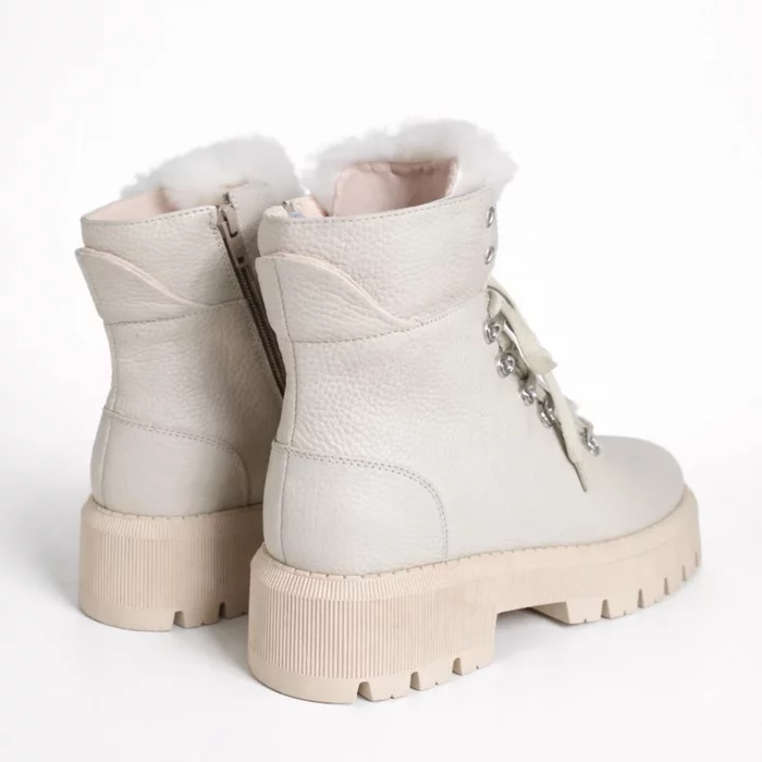 Ghete din Piele Naturala Bej cu blanita Pufy picture - 4