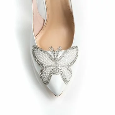 Pantofi de dama din piele naturala alb sidef cu aplicatie fluture Dada