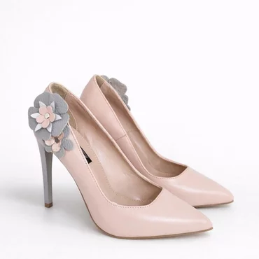 Pantofi stiletto trend piele roz pudra cu aplicatii florale
