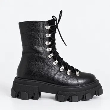 Ghete dama Piele Naturala Negre cu accesorii argintii Ivanna