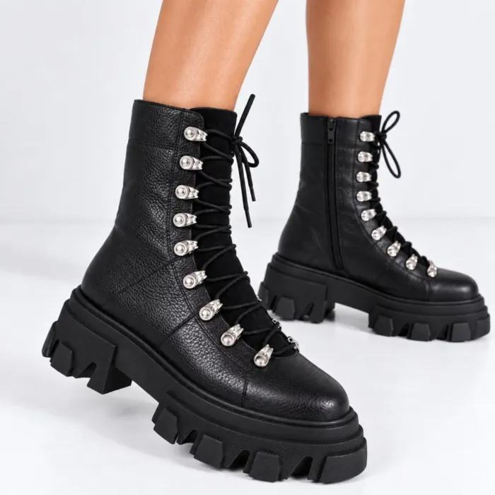 Ghete dama Piele Naturala Negre cu accesorii argintii Ivanna picture - 2