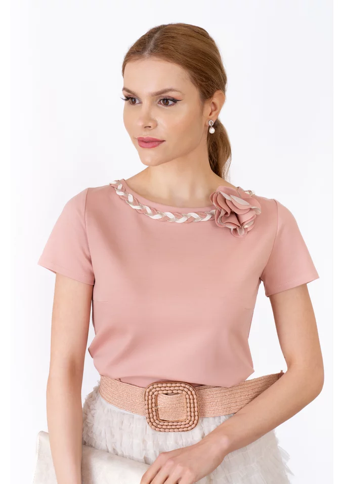 Bluza Quartz Pink cu impletitura si floare