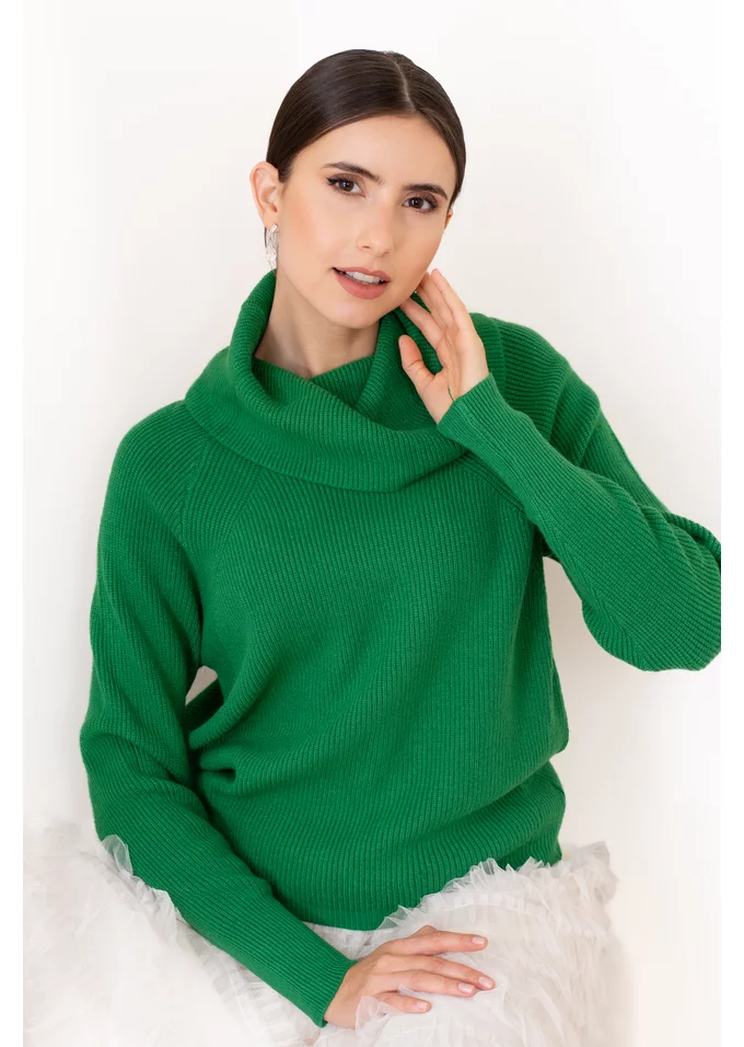 Bluza verde cu guler supradimensionat