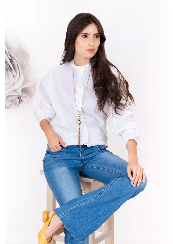 Pabtaloni din denim evazati