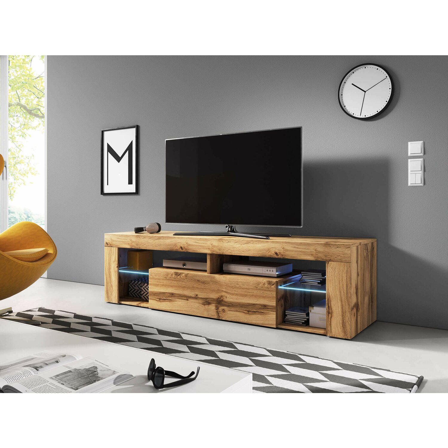 Comoda tv born stejar wotan