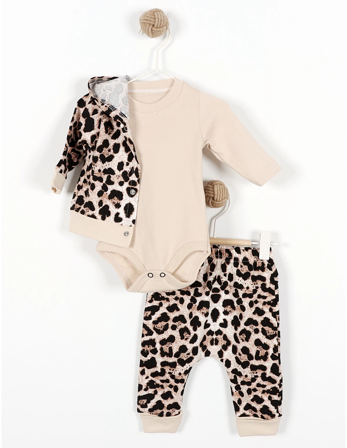 Compleu 3 piese cu body LEOPARD BABY