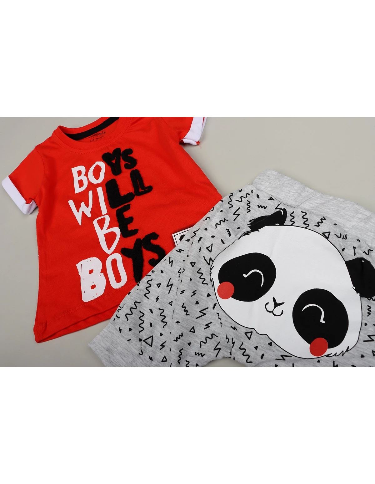 Compleu boys will be boys rosu