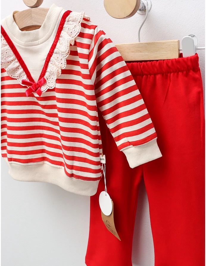 Compleu cu broderie Freya, model cu rosu picture - 2