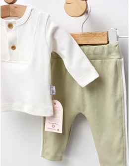 Compleu Matei, model alb-verde fistic