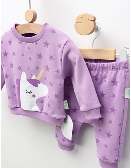 Compleu Stelute si Unicorn, mov