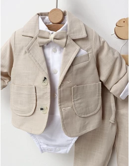 Costumas elegant cu papion Hermes, crem