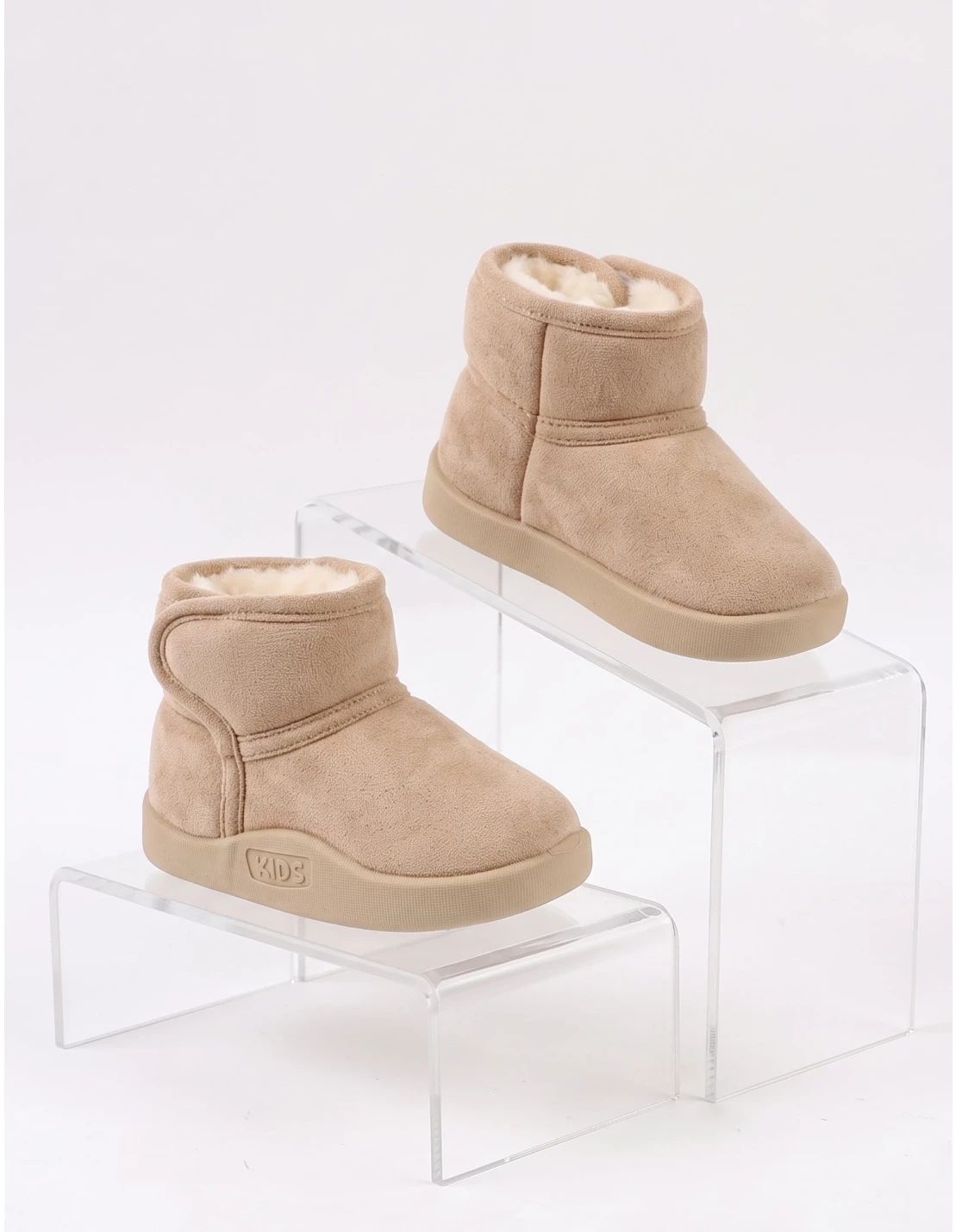 Ghete stil UGG imblanite fetite Clibee, crem