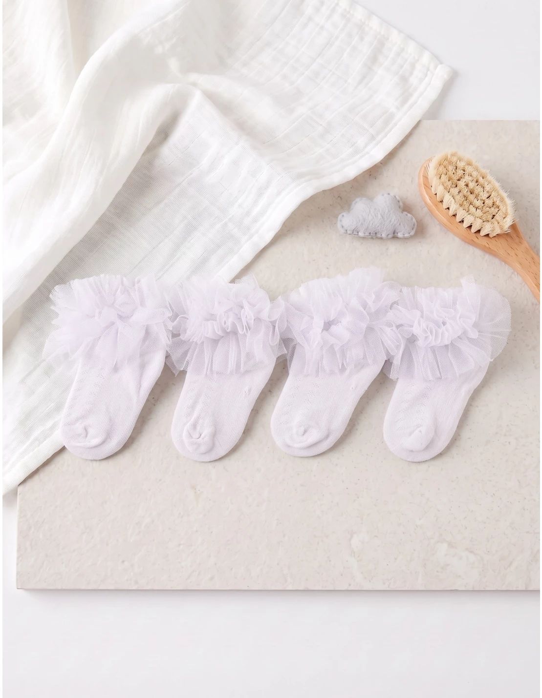 Set 4 perechi sosete elegante, cu dantela, alb