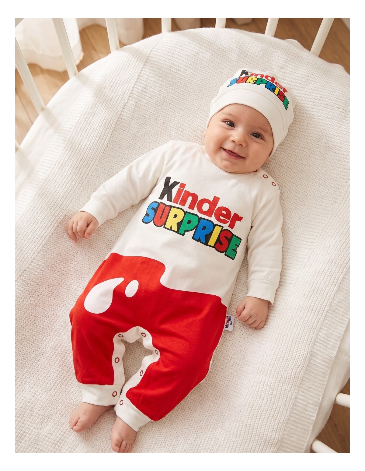 Salopeta SURPRISE KID model alb-rosu