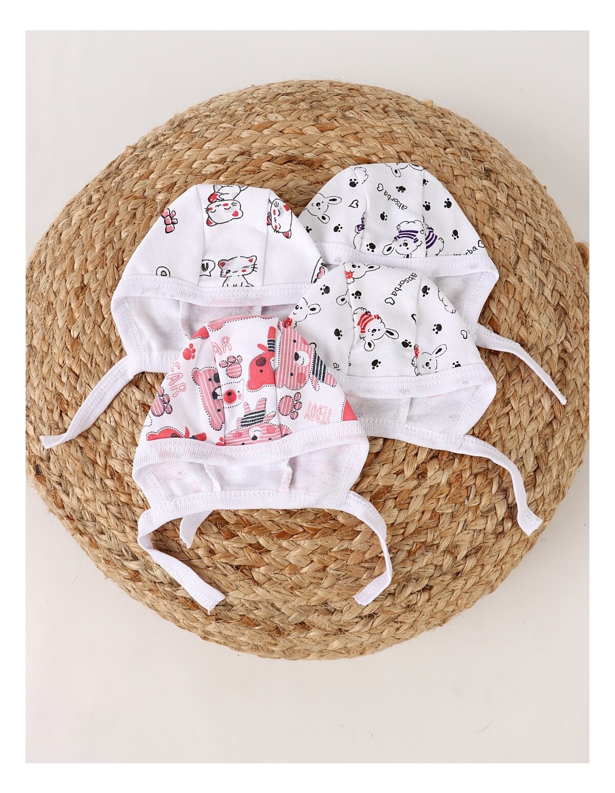 Set 4 caciulite imprimate fetite 2