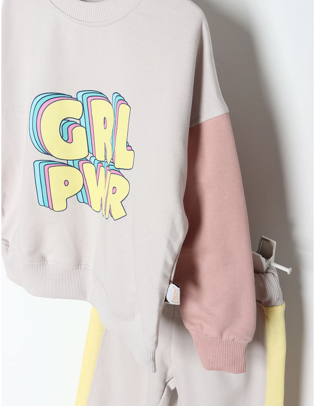 Trening GIRL PWR crem