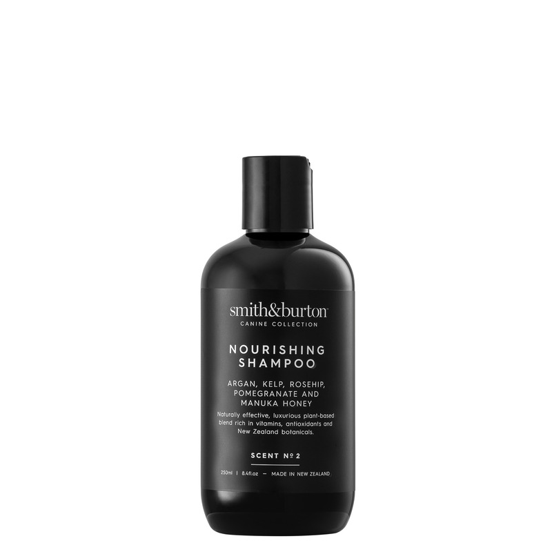 Sampon hranitor bio pentru caini cu argan, kelp, miere de manuka, macese si rodie, 250 ml, smith & burton