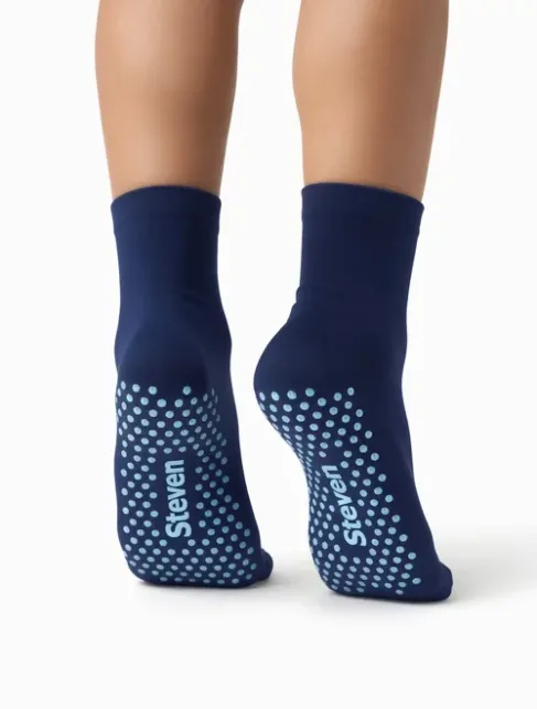 Sosete copii bumbac bleumarin cu abs in talpa Steven S164-003