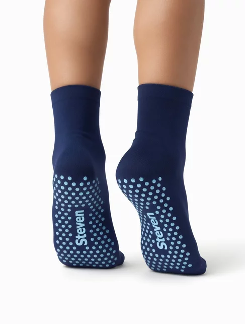 Sosete copii bumbac bleumarin cu abs in talpa Steven S164-003