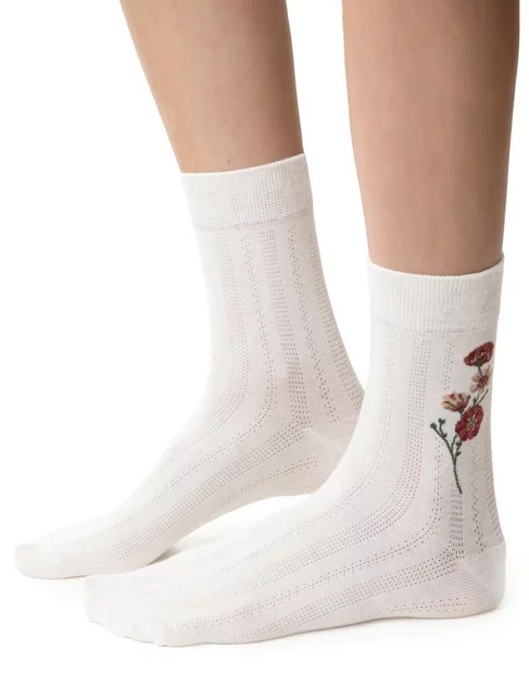 Sosete ecru cu flori Steven S017-041