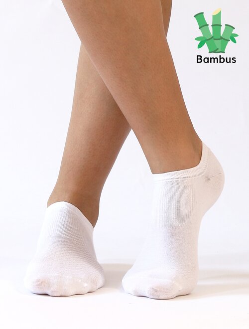 Sosete scurte bambus cu silicon Wola W91.028.000