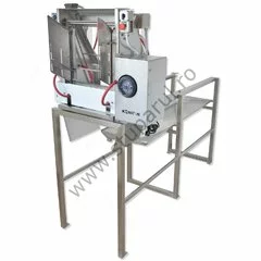 Masina descapacit automata cu cutite vibratoare incalzite cu circuit inchis apa si stand 1,5 m, Konigin