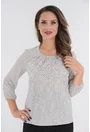 Bluza alba cu imprimeu geometric discret
