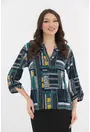 Bluza bleumarin cu imprimeu geometric alb-verde si guler tunica