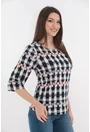 Bluza cu patratele albe si bleumarin