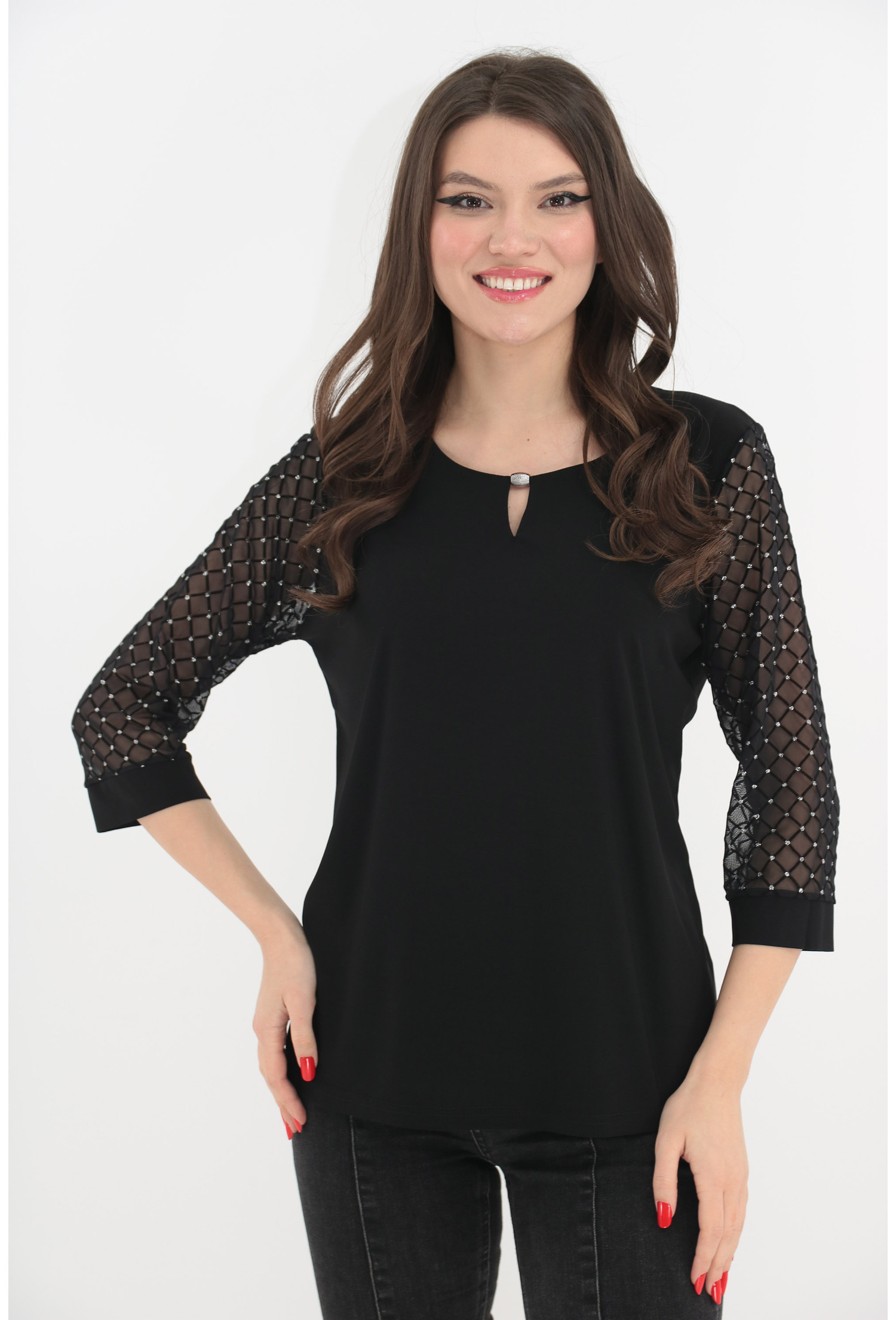 Bluza eleganta neagra cu insertii din tull si glitter