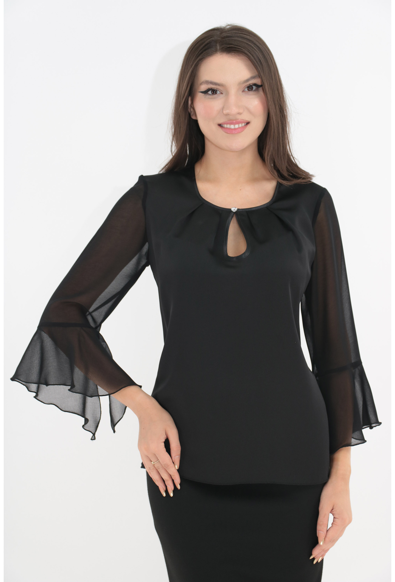 Bluza eleganta neagra cu maneci din voal