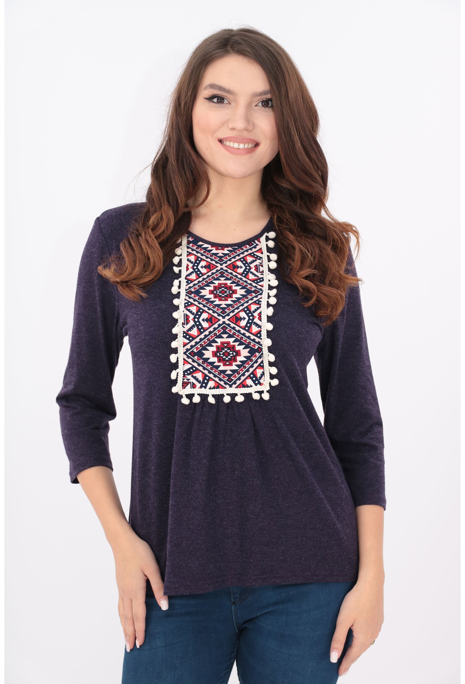 Bluza indigo cu motive traditionale si ciucuri