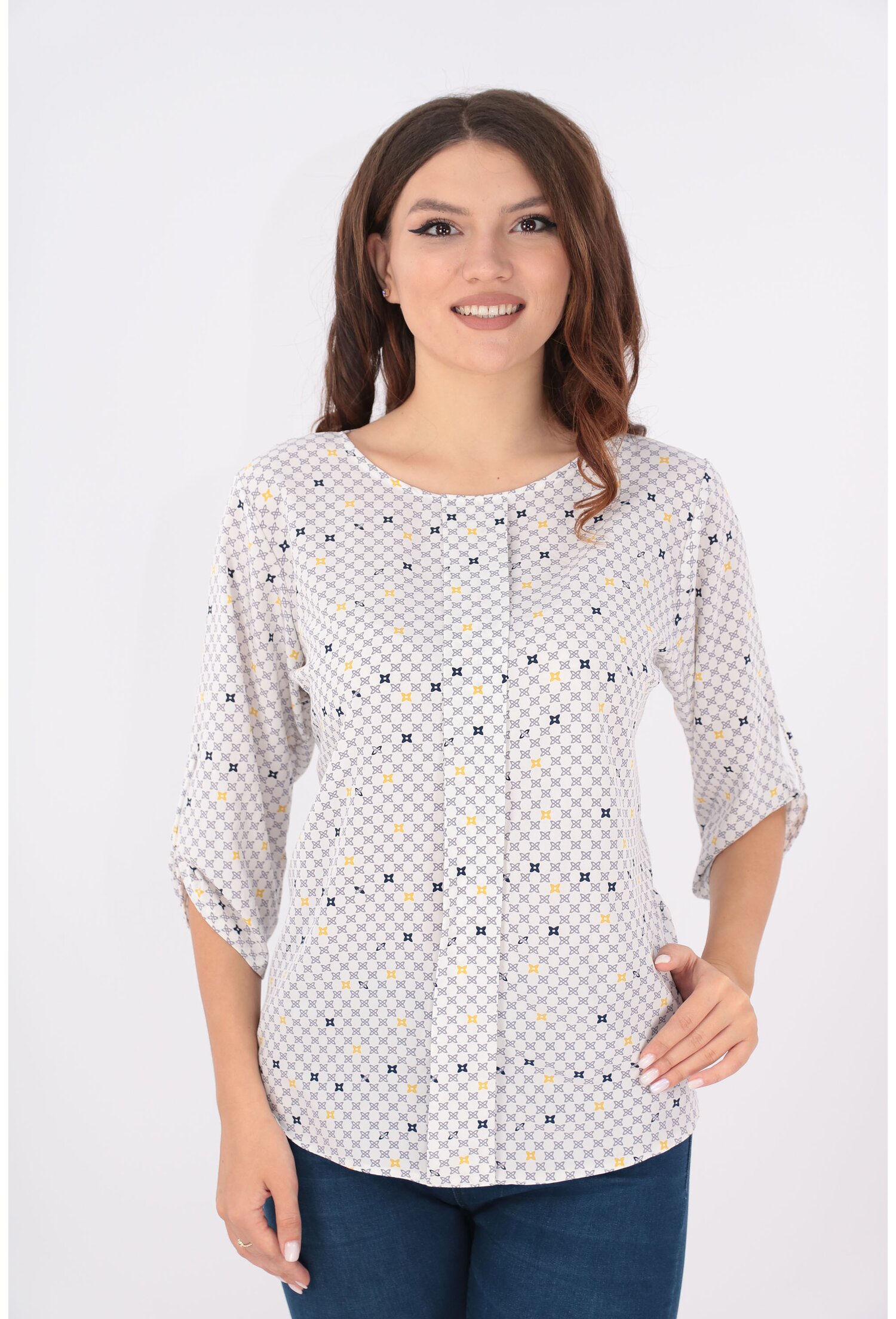 Bluza lejera alba cu print bleumarin si mustar