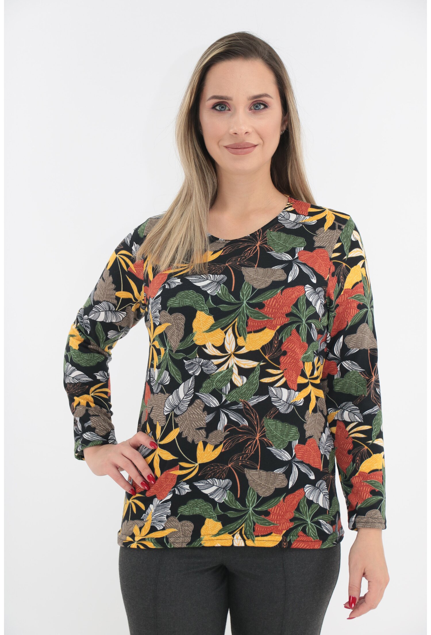 Bluza neagra cu frunze multicolore