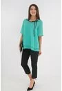 Costum format din bluza verde menta si pantaloni negri