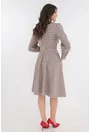 Rochie clos alba cu imprimeu in carouri rosii