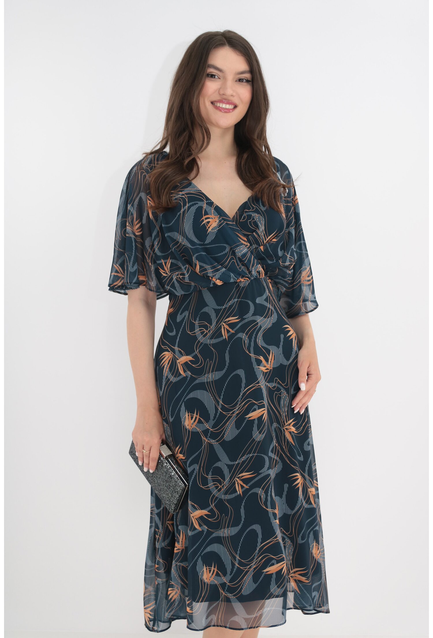 Rochie din voal bleumarin cu print abstract si decolteu parte peste parte