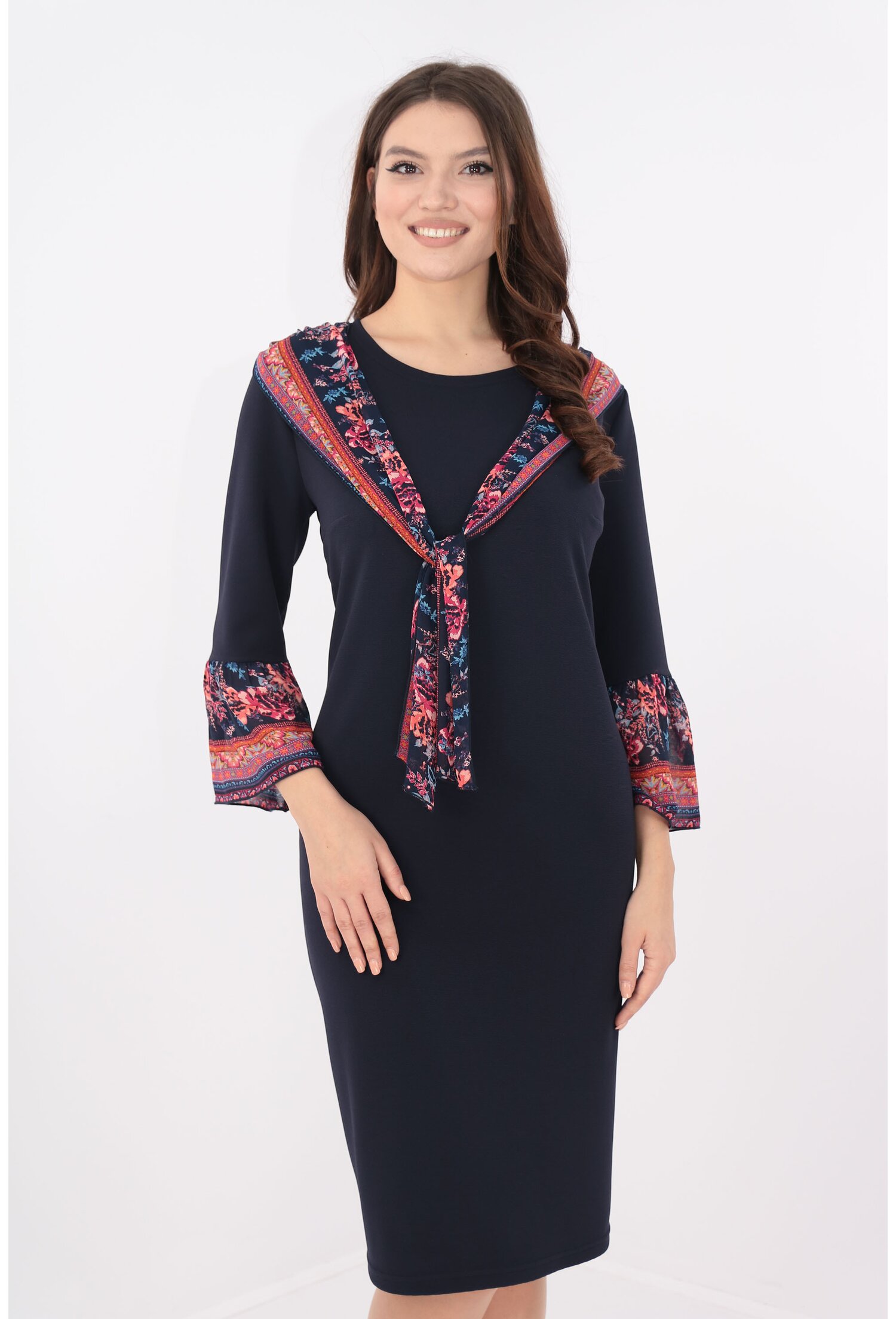 Rochie dreapta bleumarin cu volan multicolor