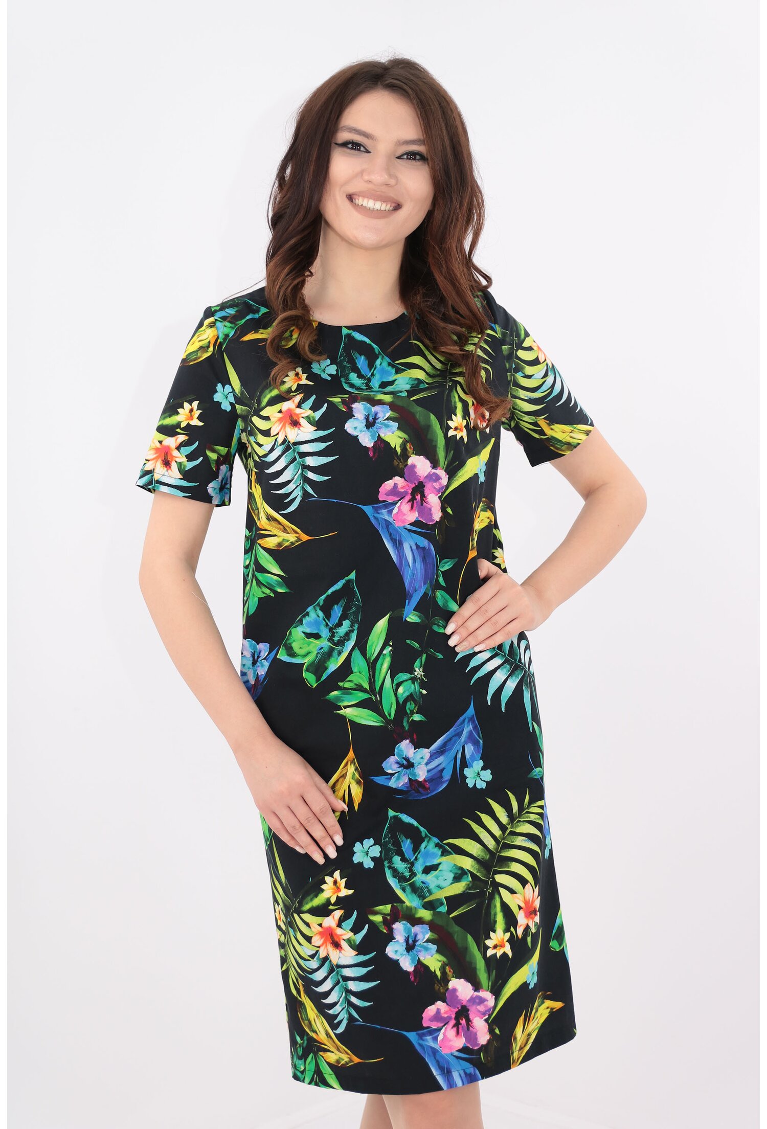 Rochie dreapta neagra cu print exotic