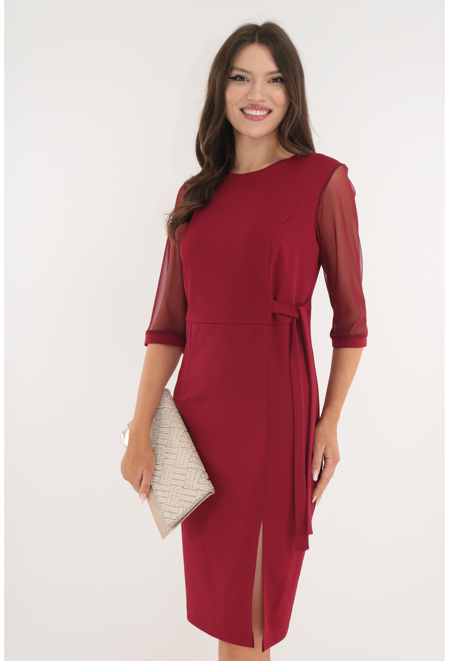 Rochie eleganta bordo cu maneci din tulle si cordon in talie