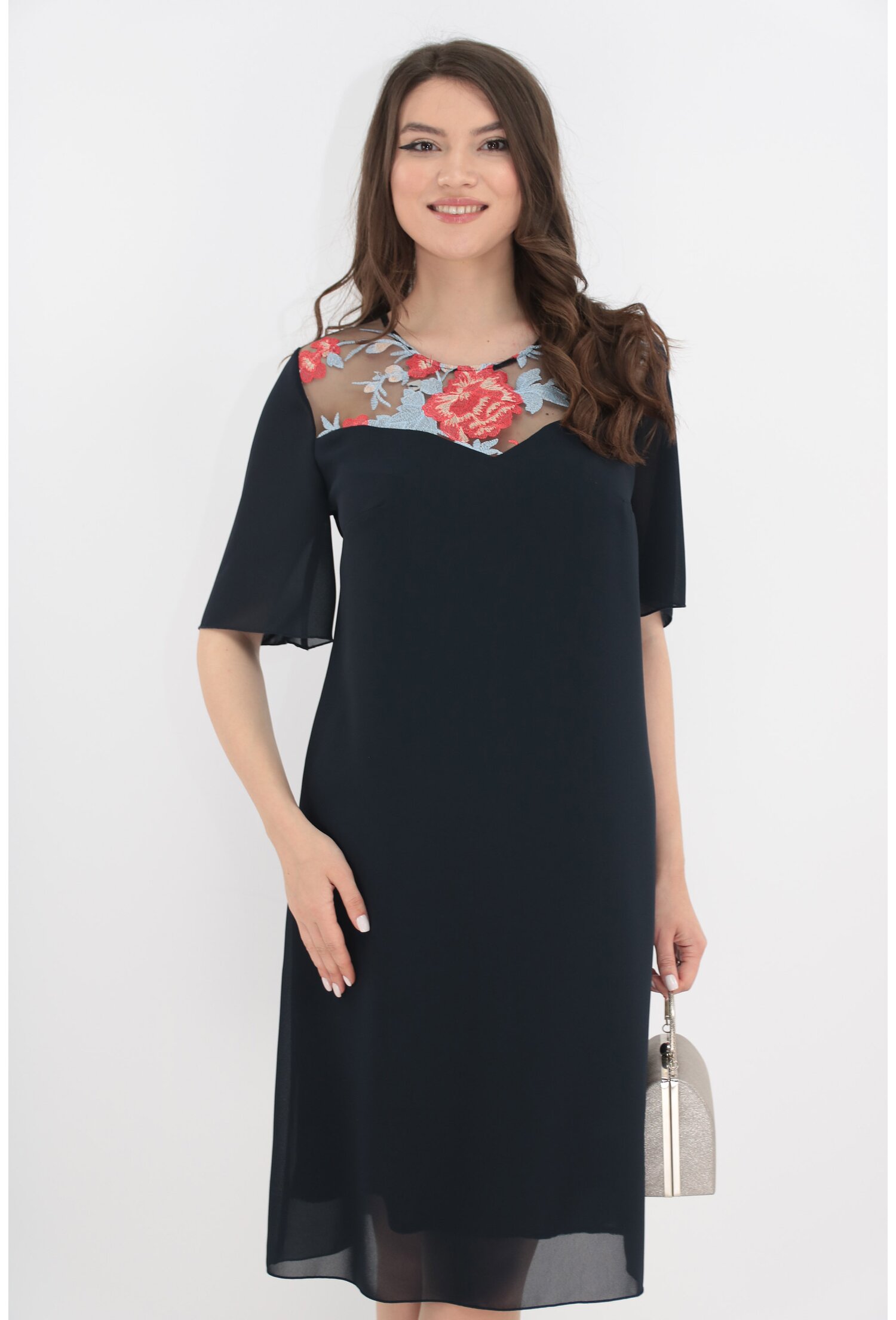 Rochie eleganta din voal bleumarin cu broderie florala corai