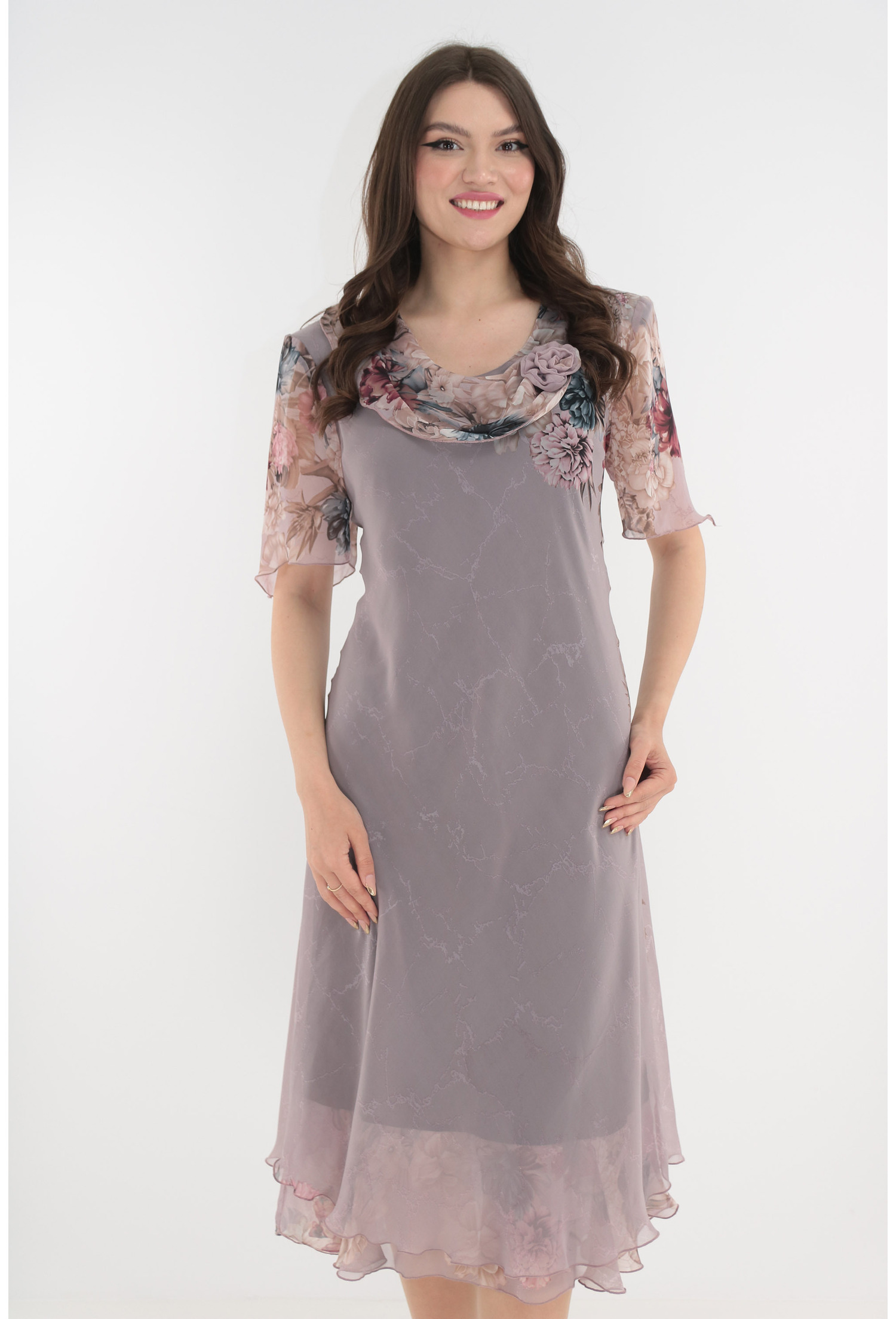 Rochie eleganta din voal roz-pudra cu imprimeu floral