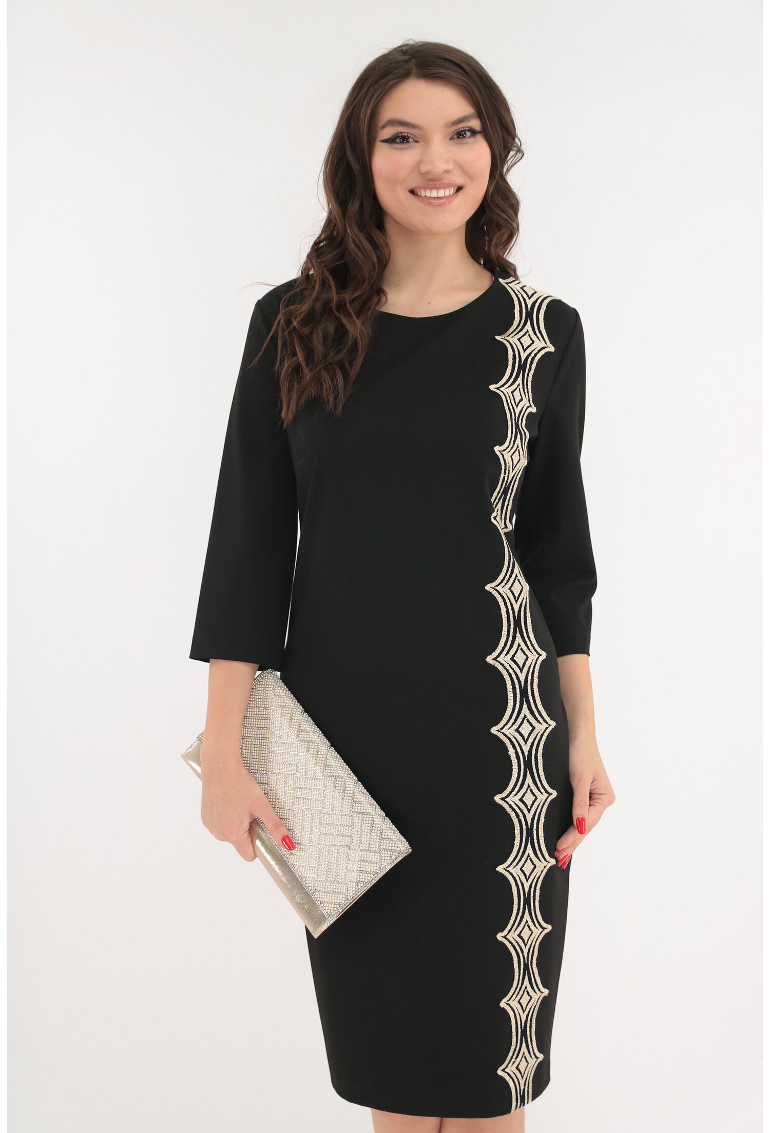 Rochie eleganta neagra cu broderie aplicata
