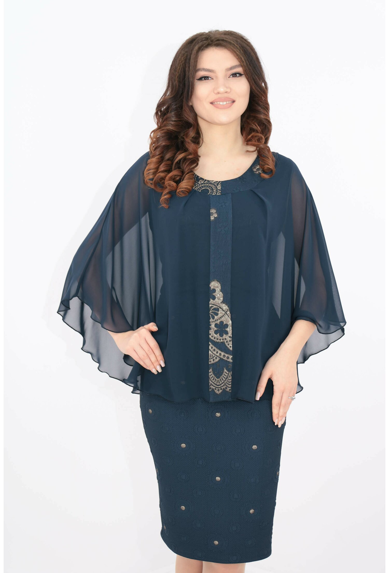 Rochie elganta din brocard bleumarin si pelerina din voal