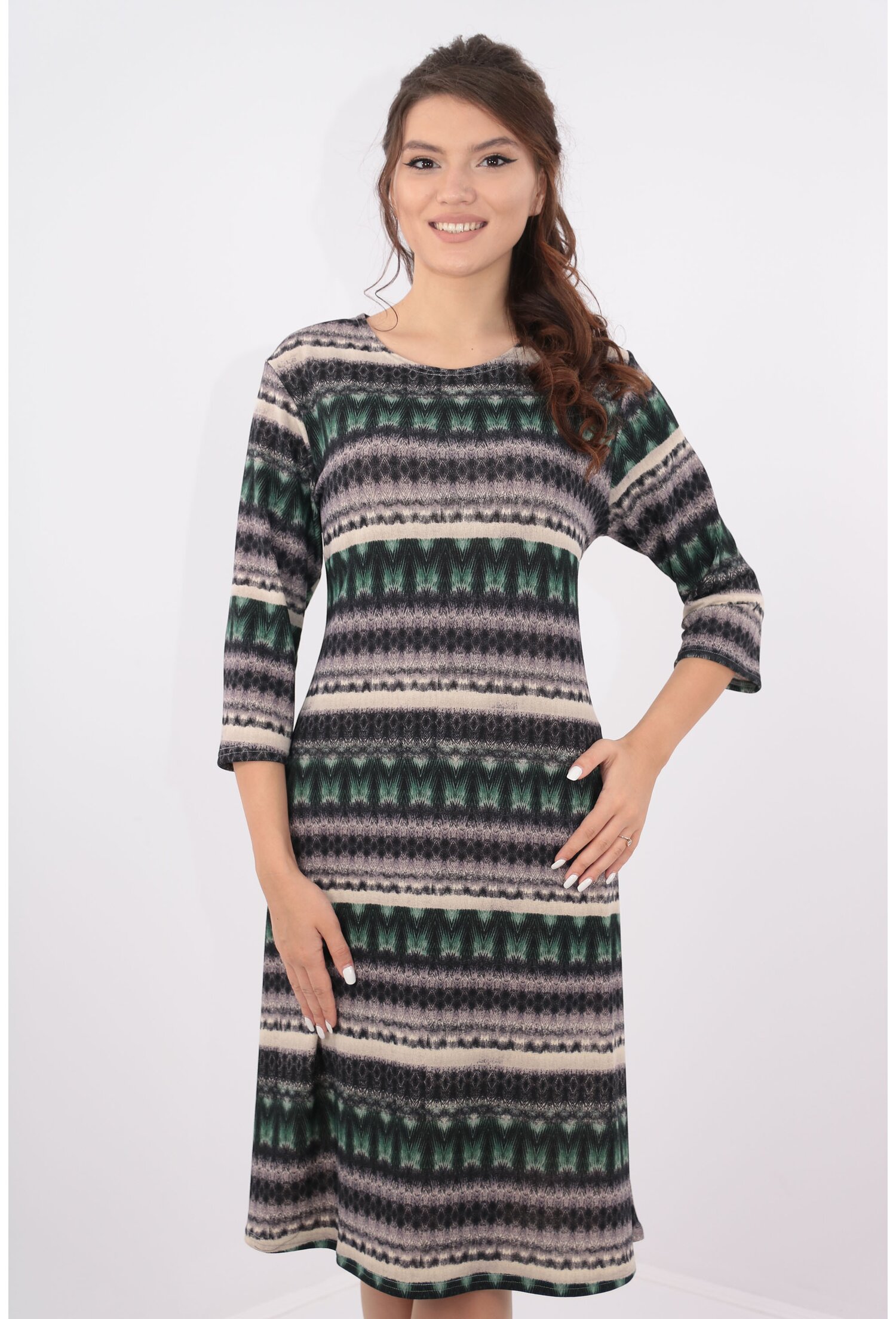 Rochie lejera bleumarin cu dungi si desen geometric