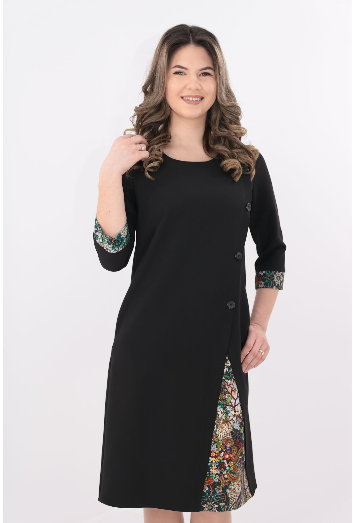 Rochie office neagra cu aspect suprapus si print floral