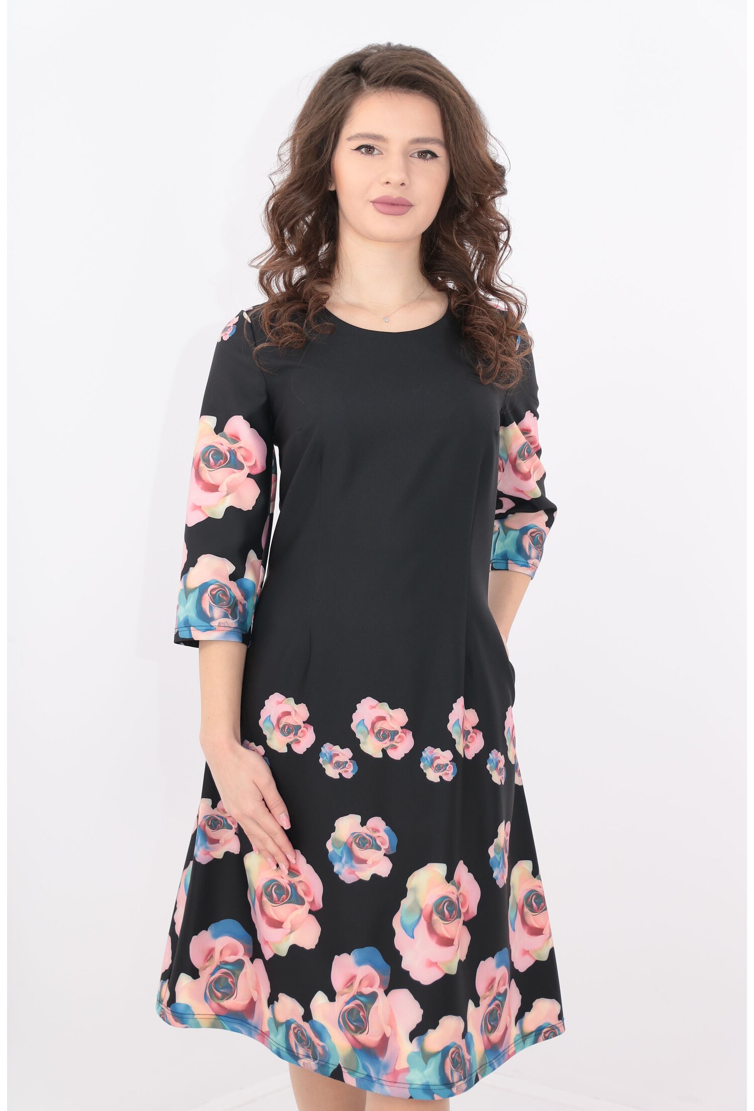 Rochie office neagra cu bordura florala roz